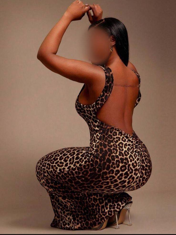 Chica busca chico en Murcia: Chica busca chico