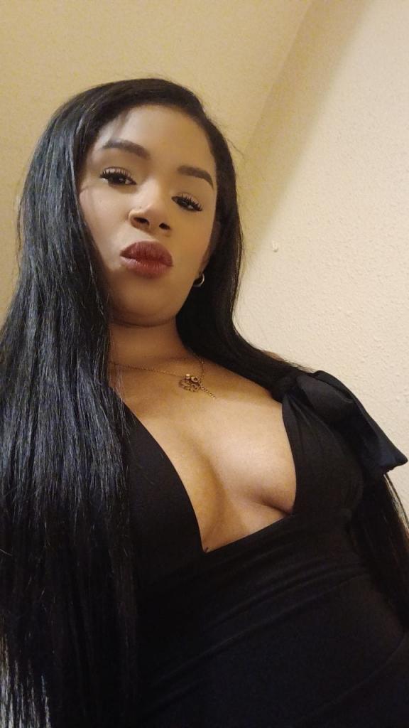 Chica busca chico en Tarragona: Chica busca chico