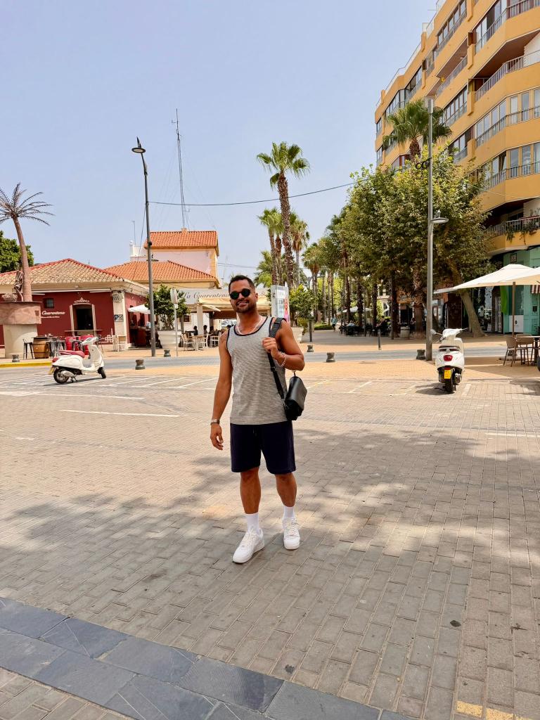 Chico busca chica en Alicante: 
