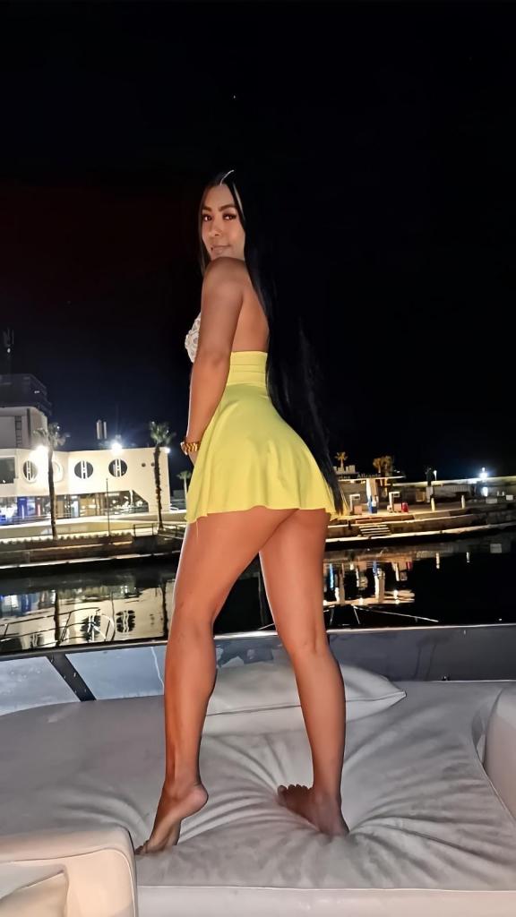 Chica busca chico en Valencia: Chica busca chico