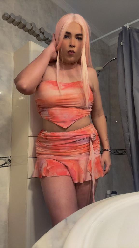 613735875: Transexual en Málaga