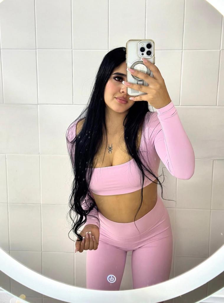 Chica busca chico en Tenerife: 
