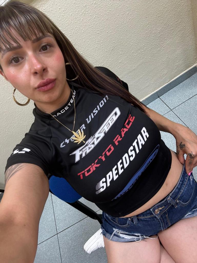 Chica busca chico en Murcia: 
