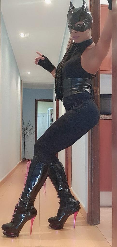 Travesti en Alicante: Transexuales y Travestis