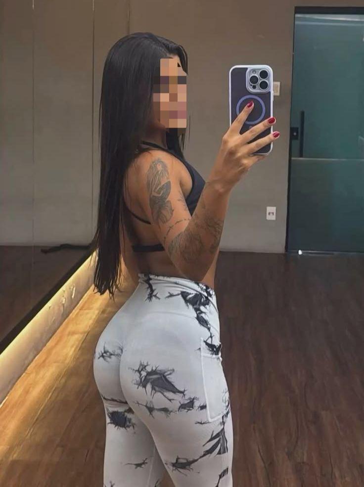 632208975: Chica busca chico en Málaga