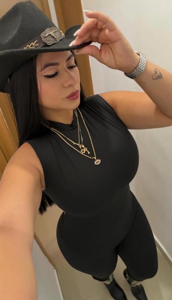 Chica busca chico en Granada: 