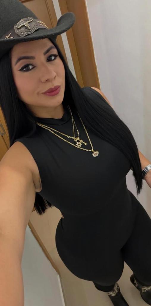 Chica busca chico en Granada: 