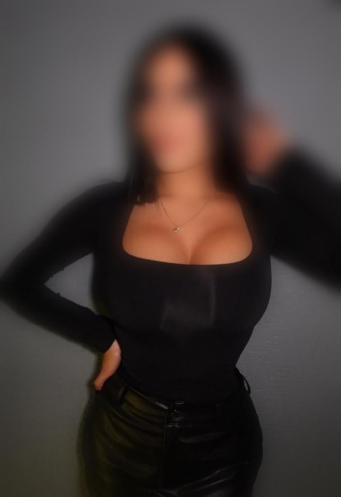632520368: Chica busca chico en Granada