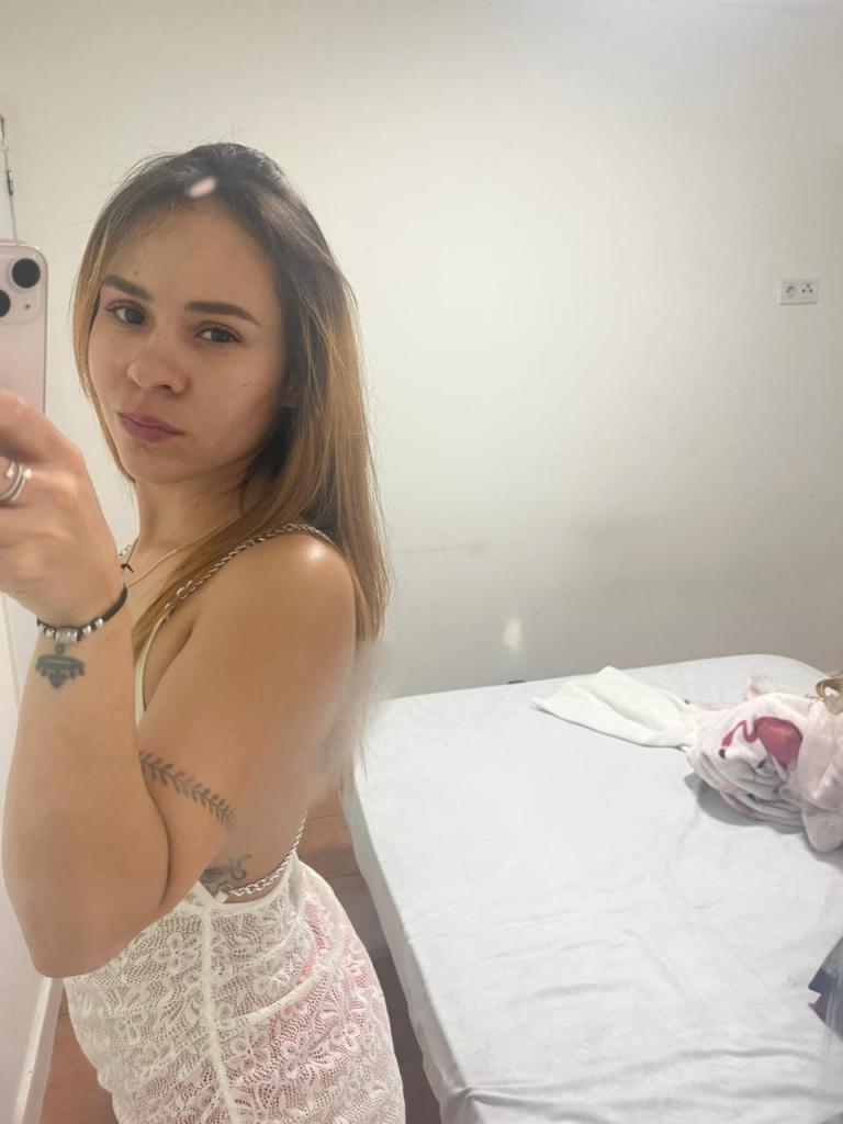 Chica busca chico en Barcelona: 