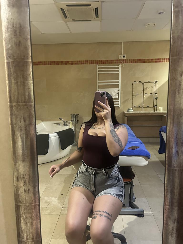 672583493: Chica busca chico en Tenerife