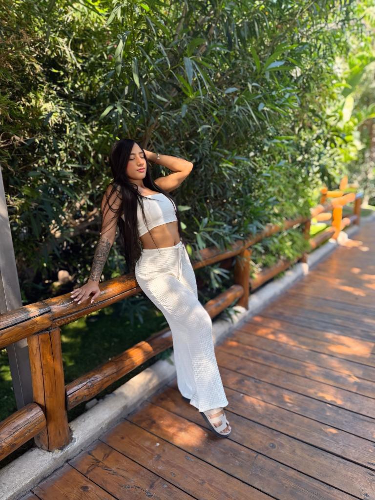 607078204: Chica busca chico en Madrid
