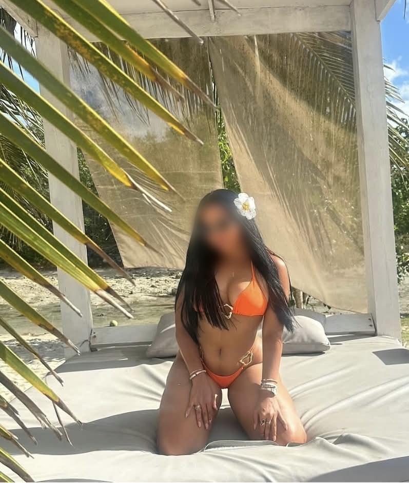 631519967: Chica busca chico en Málaga