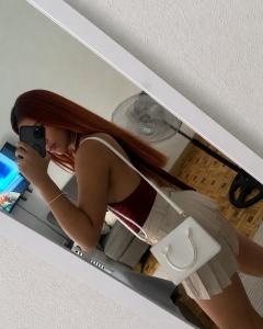 632740173: Chica busca chico en Málaga