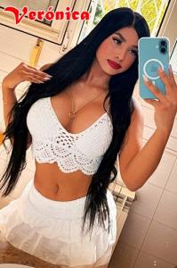 613903442: Chica busca chico en Madrid