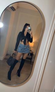 613561886: Chica busca chico en Málaga