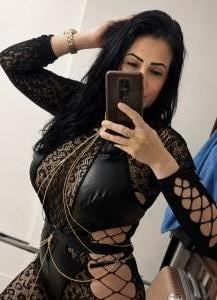 613944750: Chica busca chico en Málaga
