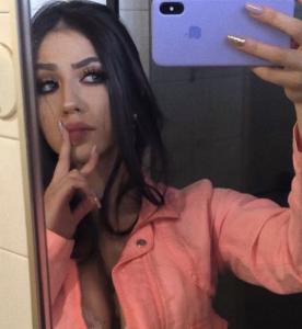 600907225: Chica busca chico en Huelva