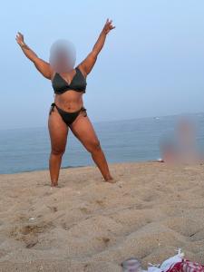 745071460: Chica busca chico en Barcelona