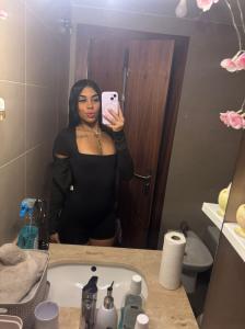 678771086: Chica busca chico en Madrid