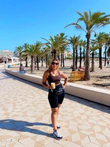 672297978: Chica busca chico en Alicante