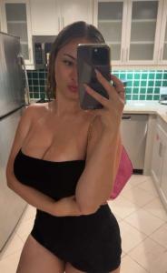 602610985: Chica busca chico en La Coruña