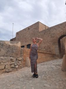 667796035: Chica busca chico en Murcia