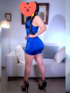 743044419: Chica busca chico en Barcelona
