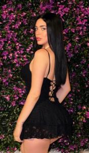 677931856: Chica busca chico en Sevilla