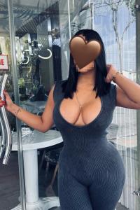 613947998: Chica busca chico en La Coruña
