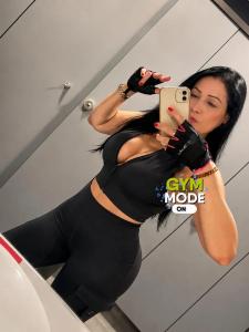 613944750: Chica busca chico en Málaga