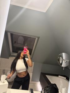 607078204: Chica busca chico en Madrid