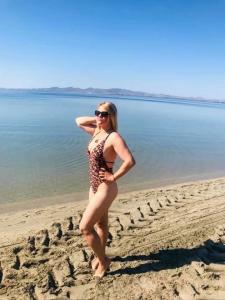 692565260: Chica busca chico en Almería