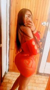 663367414: Chica busca chico en Gerona