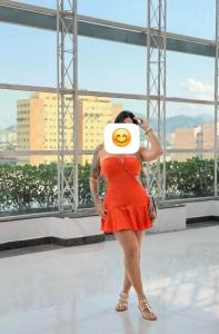 684708461: Chica busca chico en Madrid