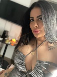 617759095: Chica busca chico en Albacete