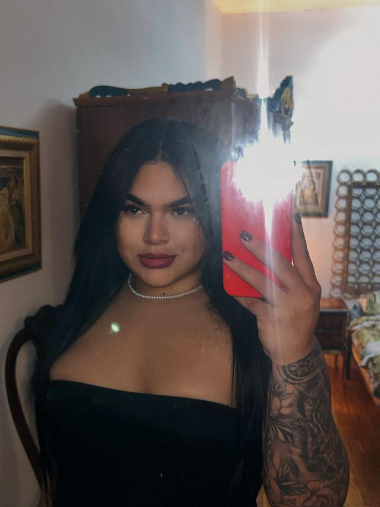 631567401: Chica busca chico en Murcia