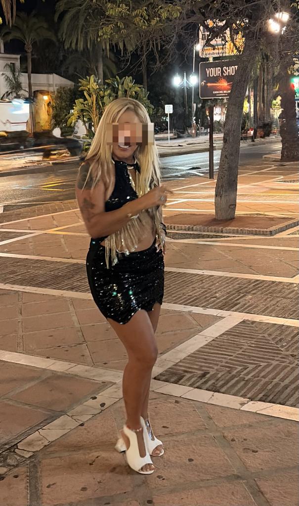 Chica busca chico en Málaga: Chica busca chico