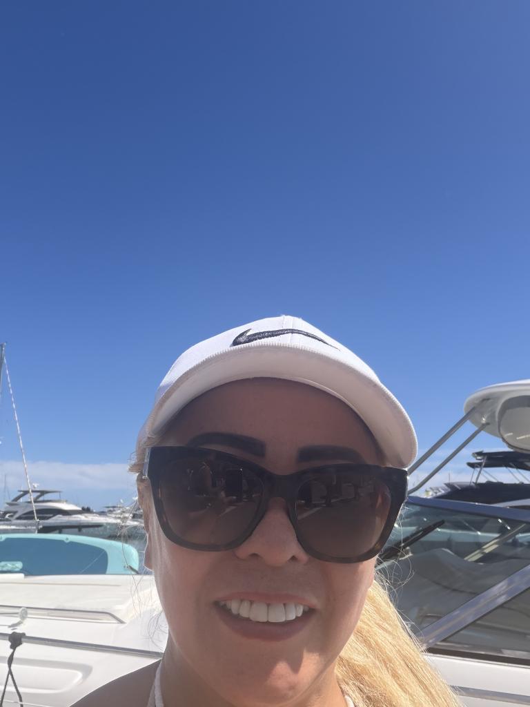 Chica busca chico en Málaga: Chica busca chico
