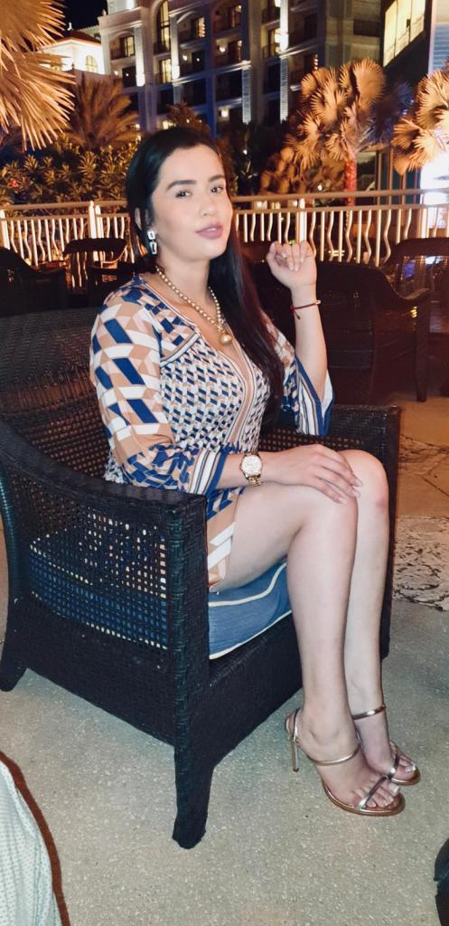 613914489: Chica busca chico en Valencia