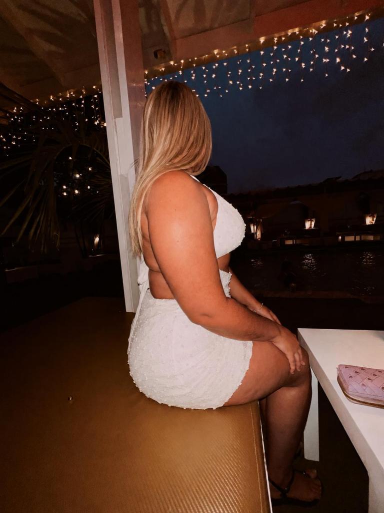 631071737: Chica busca chico en Málaga
