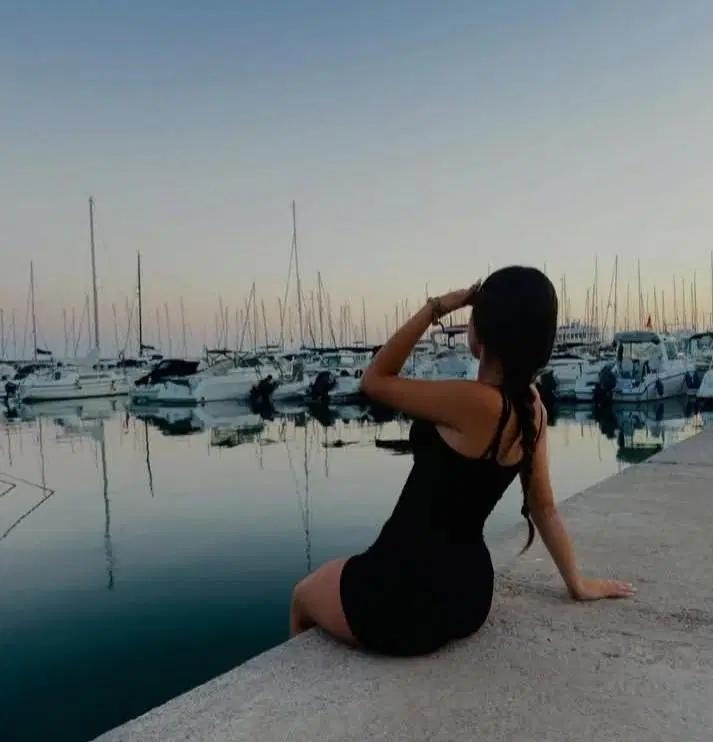 627699802: Chica busca chico en Sevilla