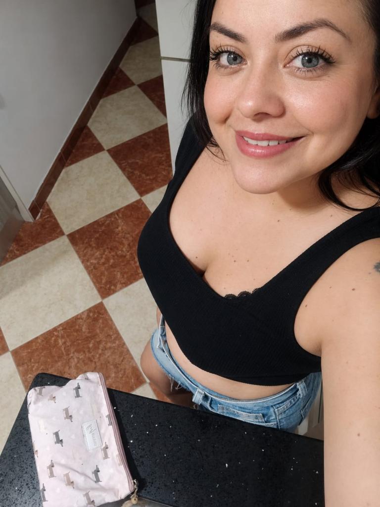 Chica busca chico en Granada: 