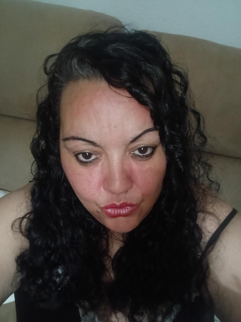 Chica busca chico en Sevilla: 