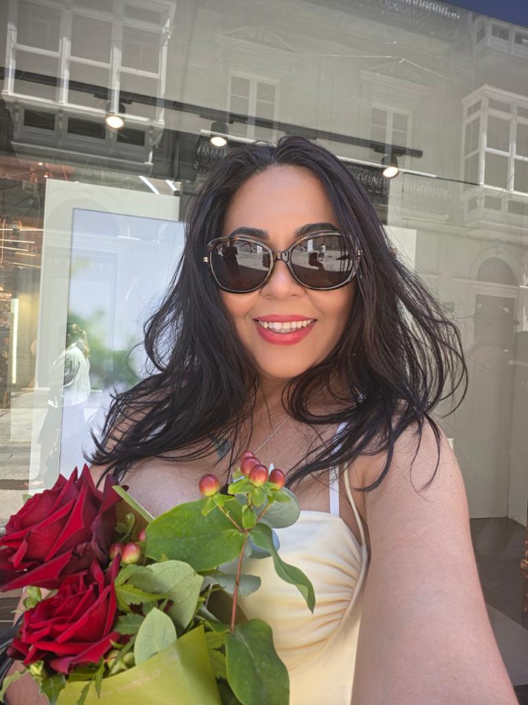 698169110: Chica busca chico en Pontevedra