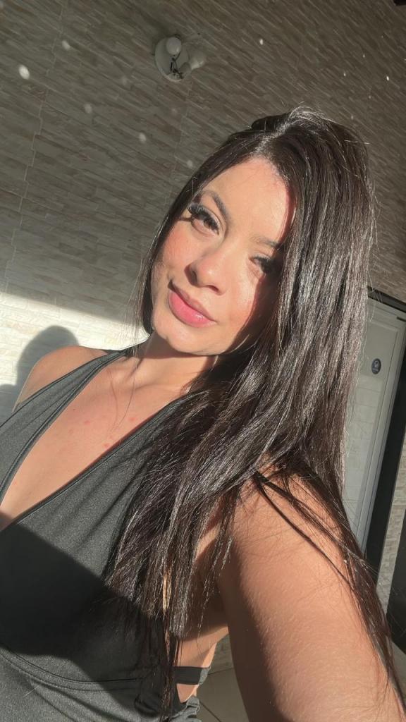 672379829: Chica busca chico en Alicante