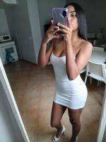 674410606: Chica busca chico en Madrid