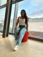657328089: Chica busca chico en Málaga