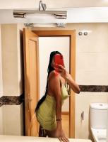 641858455: Chica busca chico en Madrid