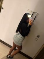 631137410: Chica busca chico en Barcelona