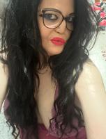 613501527: Chica busca chico en Sevilla